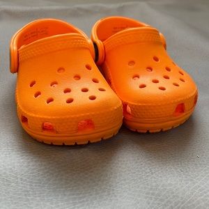 Crocs Orange little kids size 5 (toddler)